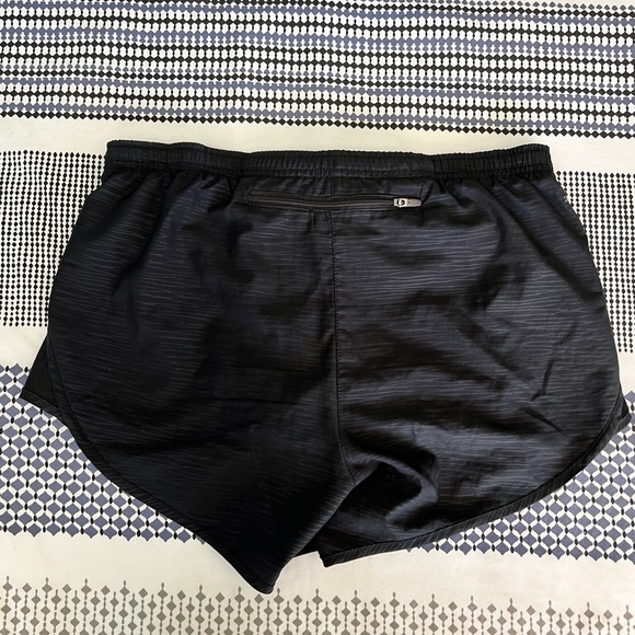Nike Running Shorts size Small - Picture 3 of 3